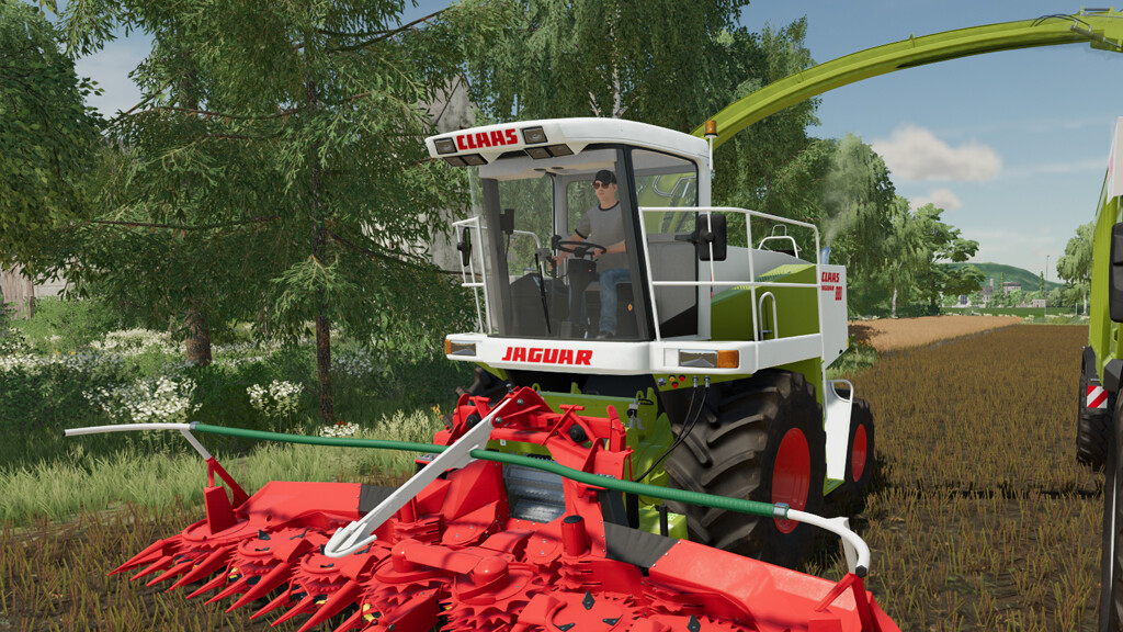 LS22,Selbstfahrer,Feldhäcksler,,CLAAS Jaguar 820-880